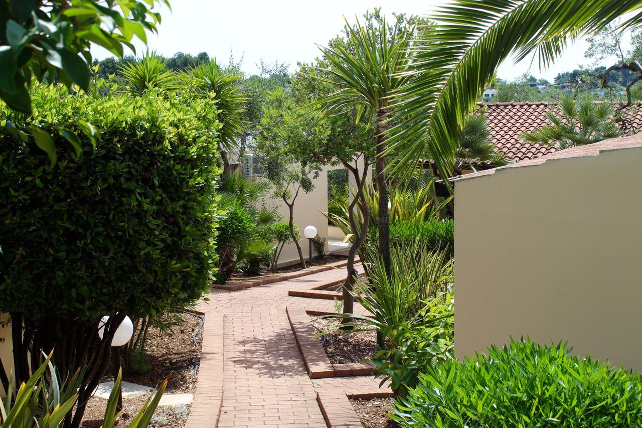 Villaggio Turistico Defensola 维耶斯泰 外观 照片